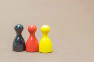 Mensch ärgere dich nicht im Test - Regeln & Spielanleitung - die Mutter